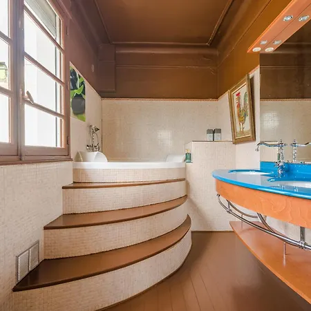 Luxury - Casa Di Roma Aux Portes De Paris Et Disneyland * Chennevieres-sur-Marne